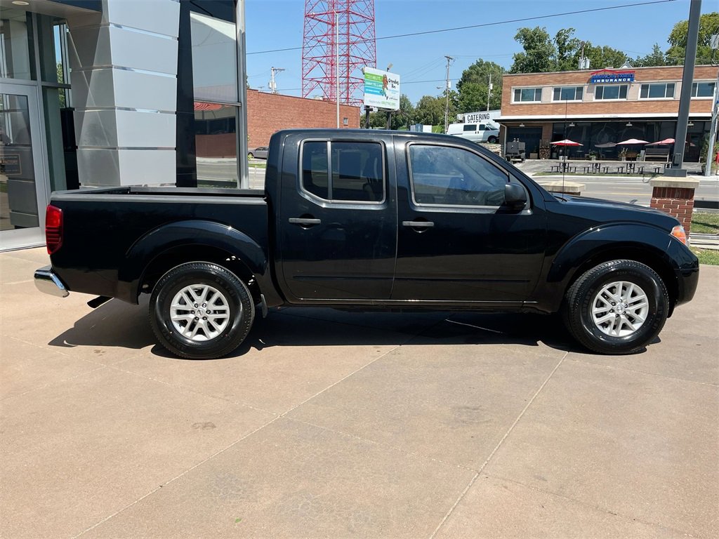 Used 2020 Nissan Frontier SV image 7