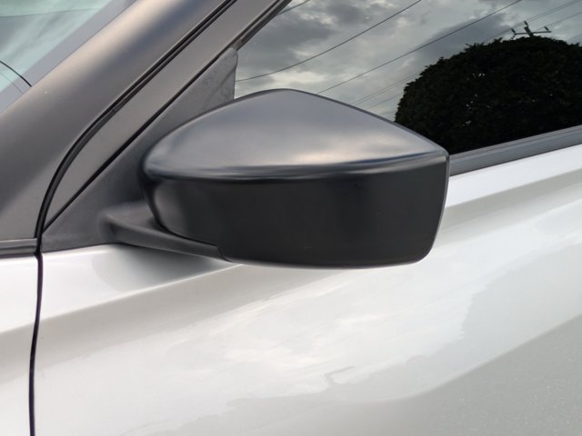 Used 2020 Nissan Kicks S FWD image 12