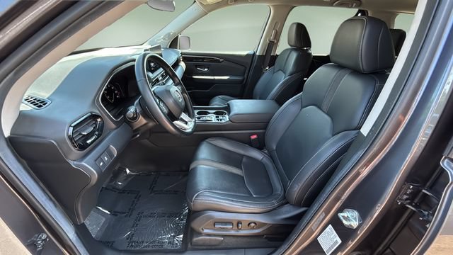 Used 2025 Honda Pilot Touring image 18