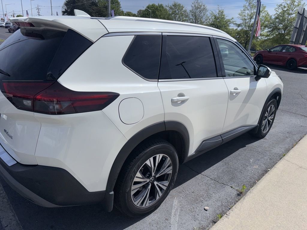 Used 2021 Nissan Rogue SV w/ Premium Package image 5