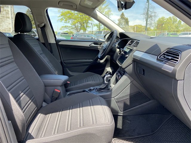 Used 2024 Volkswagen Tiguan S image 26
