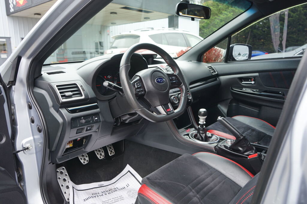 Used 2019 Subaru WRX STI AWD/4WD image 12