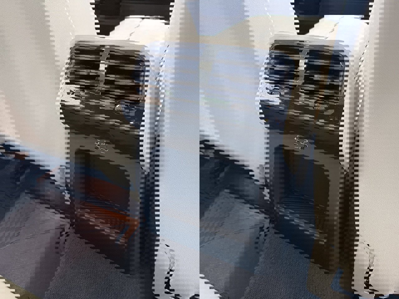 Certified 2025 BMW 530i xDrive 530i xDrive w/ Premium Package image 51