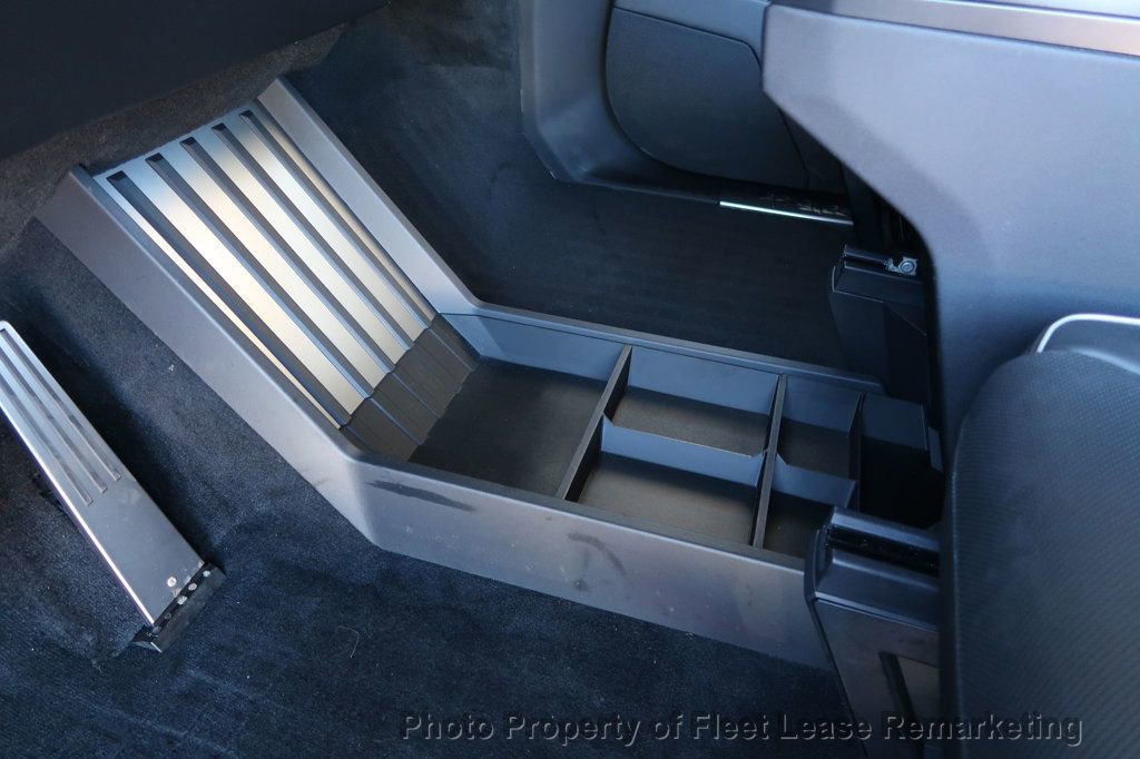 Used 2024 Tesla Cybertruck AWD Crew Cab image 48