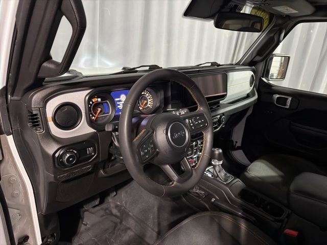Used 2024 Jeep Wrangler Willys image 9