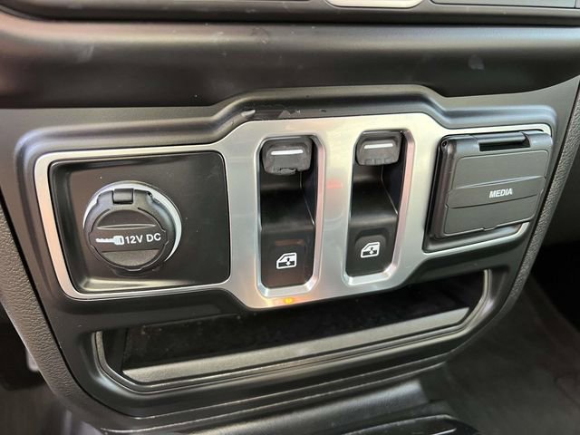 Certified 2023 Jeep Wrangler Sport AWD/4WD image 22