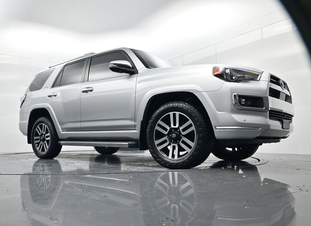 Used 2022 Toyota 4Runner Limited image 57