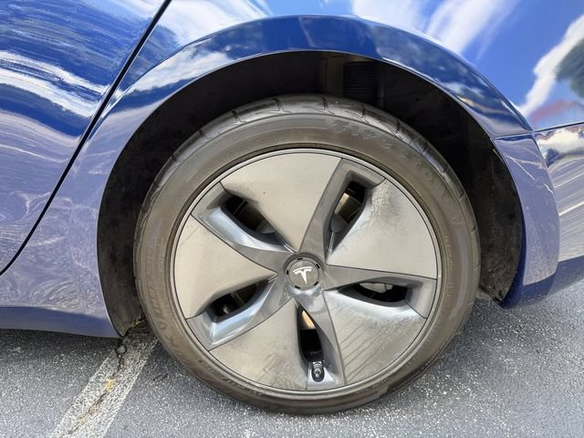 Used 2018 Tesla Model 3 Mid Range RWD image 37