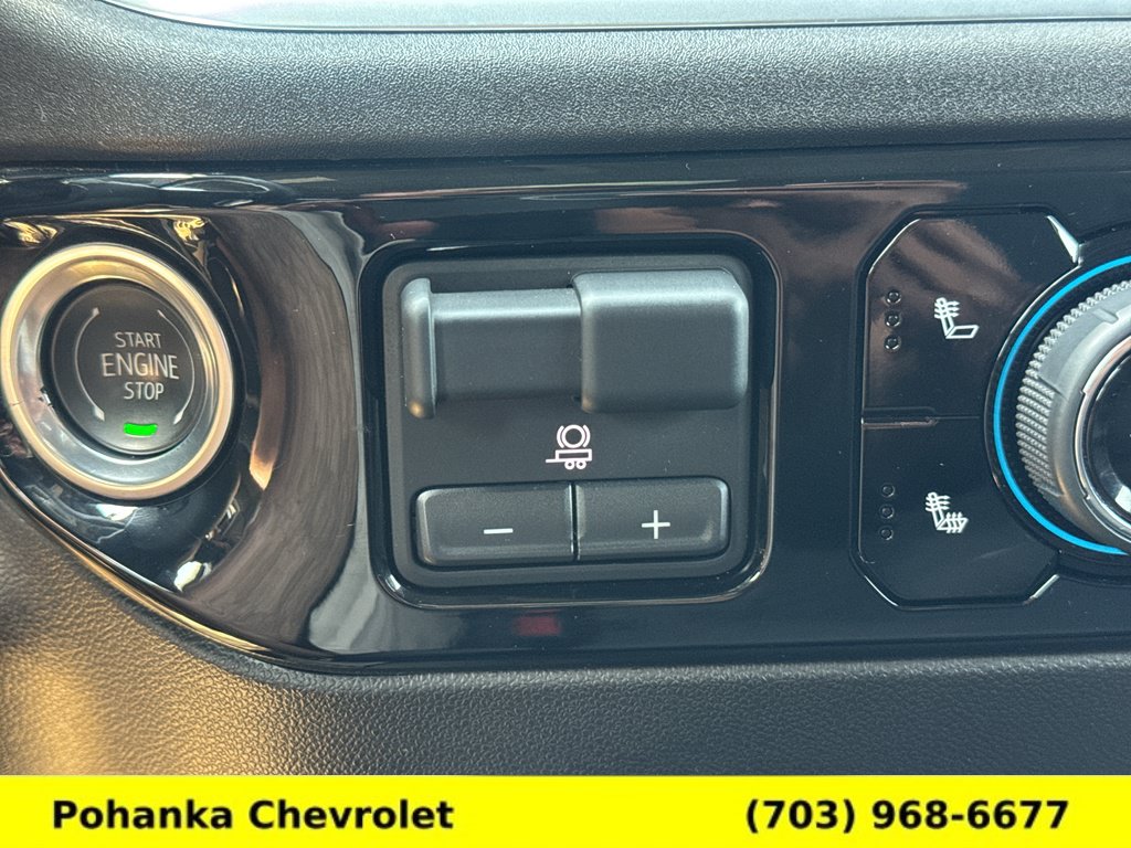 Certified 2025 Chevrolet Silverado 1500 LT AWD/4WD image 15