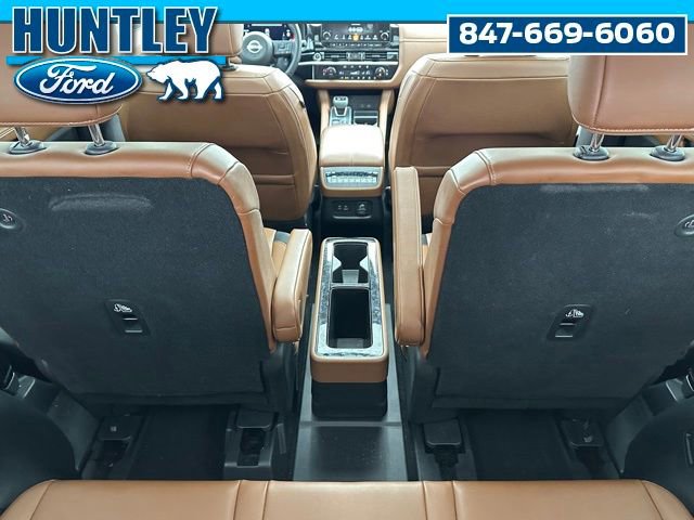 Used 2024 Nissan Pathfinder Platinum w/ Lighting Package (N92) image 13