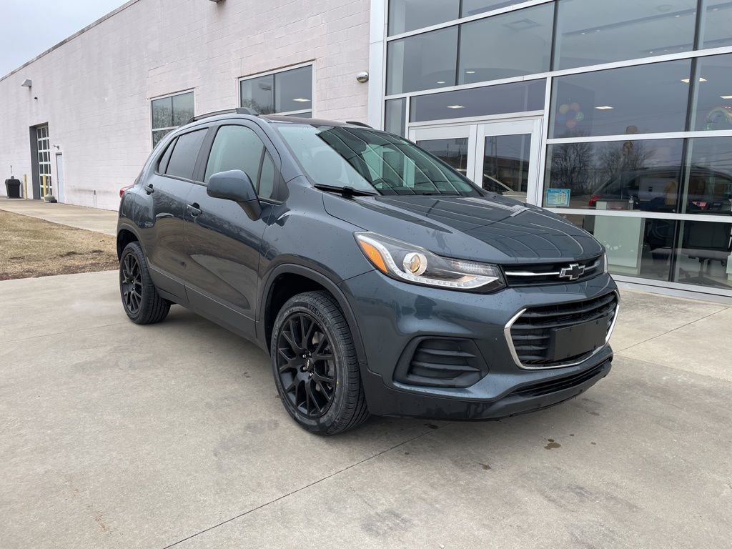 Used 2022 Chevrolet Trax LT w/ Premium Seat Package