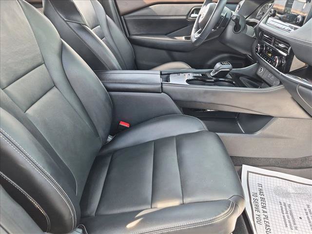 Used 2023 Nissan Rogue SL w/ SL Premium Package FWD image 19