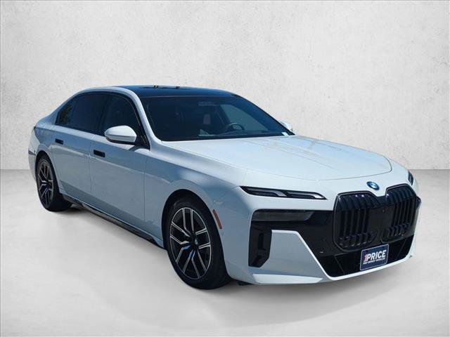 Used 2024 BMW 740i RWD image 3