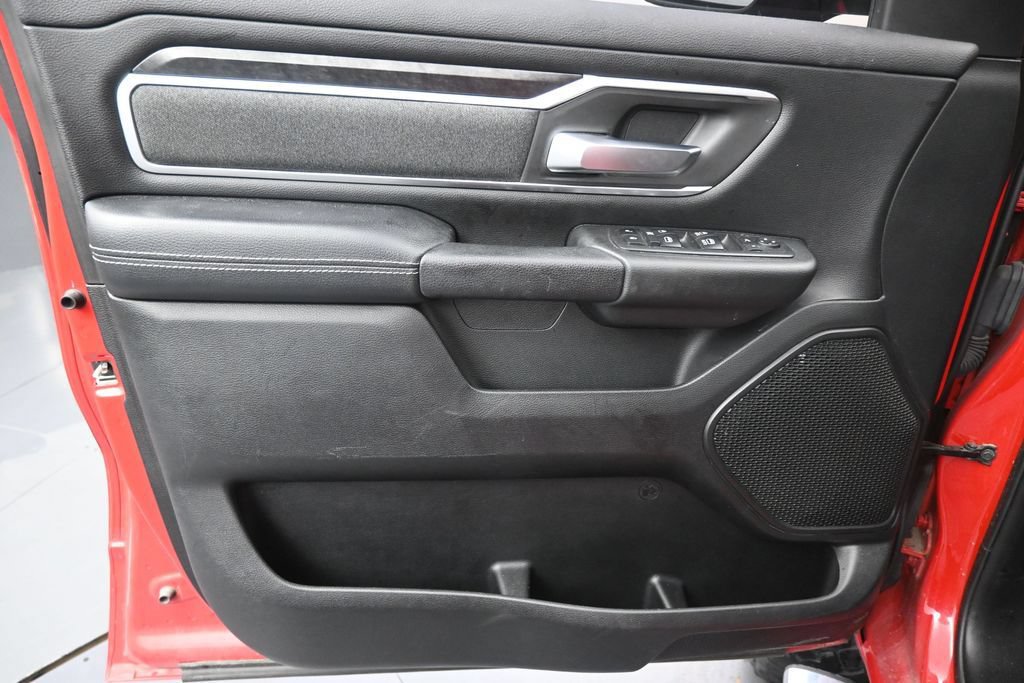 Used 2020 RAM 1500 Big Horn AWD/4WD image 11