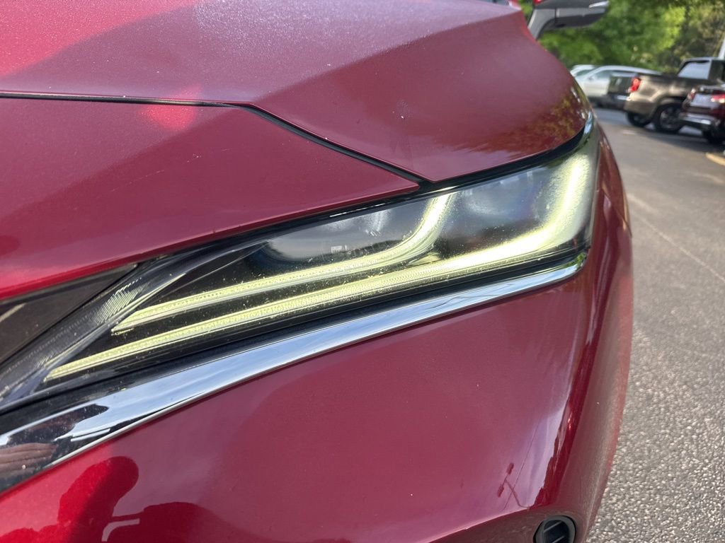 Used 2022 Toyota Venza XLE AWD/4WD image 9