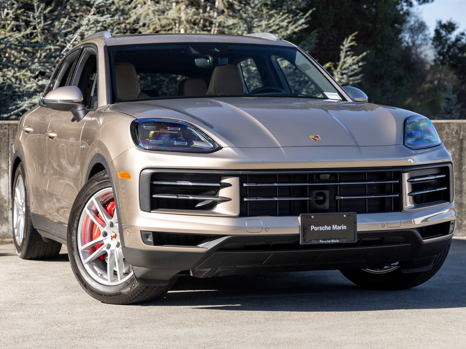 Certified 2025 Porsche Cayenne S AWD/4WD image 6