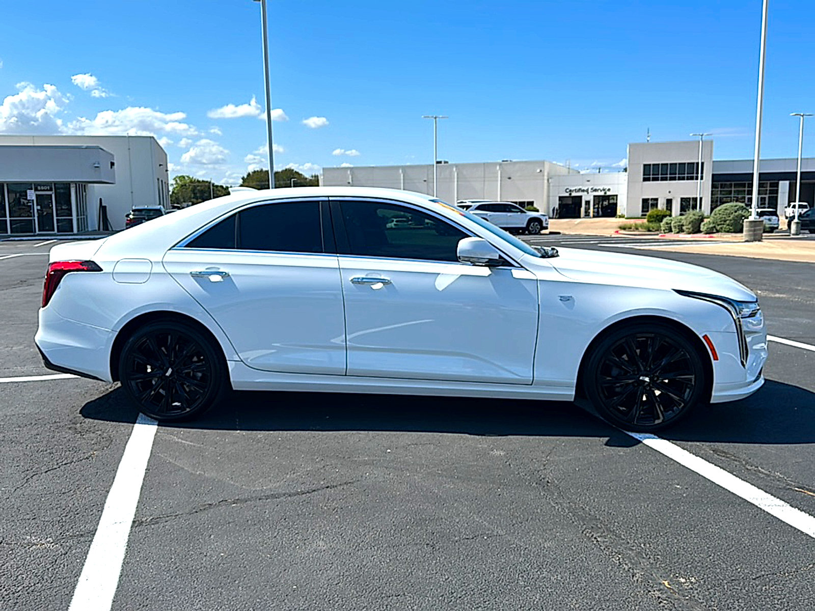 Used 2024 Cadillac CT4 Luxury w/ Cold Weather Package RWD image 9
