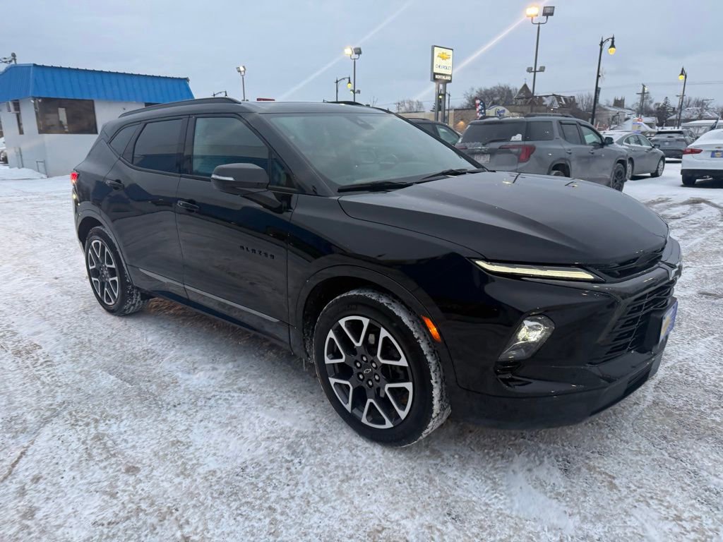 Used 2023 Chevrolet Blazer RS w/ Enhanced Convenience Package image 5