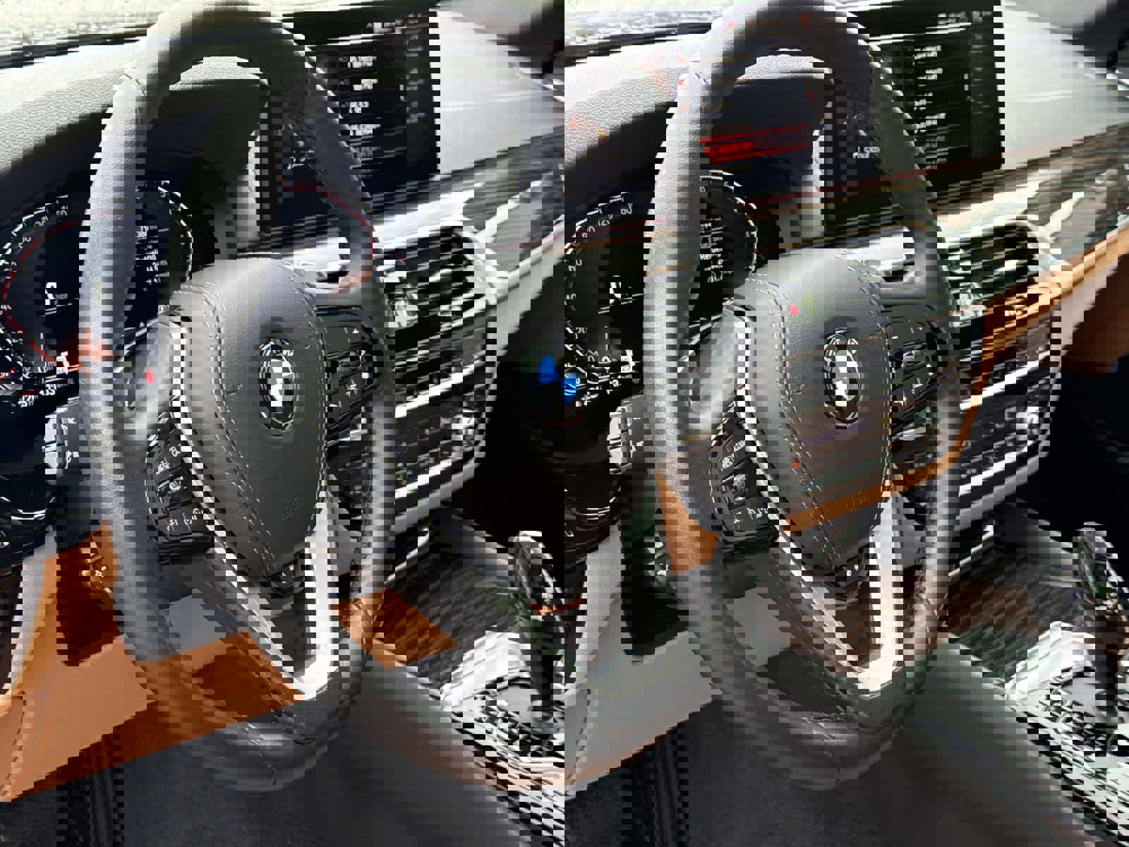 Used 2022 BMW 530i xDrive w/ Convenience Package image 2