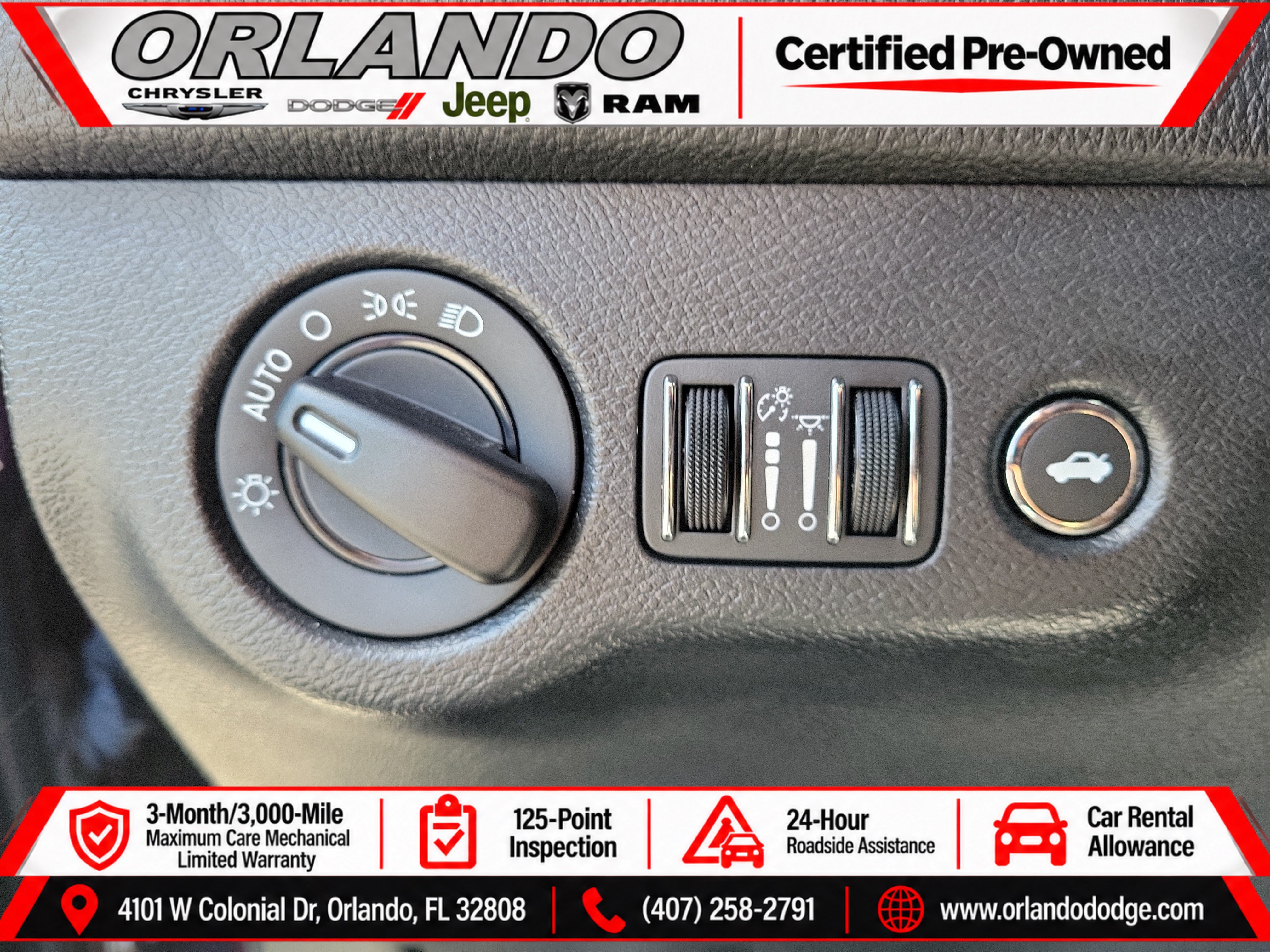 Certified 2022 Dodge Challenger SXT RWD image 15