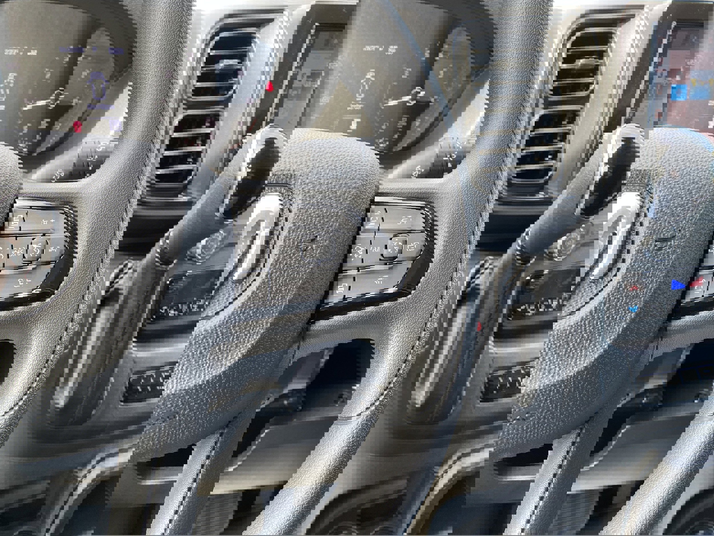 New 2025 RAM ProMaster 2500 w/ Convenience Group image 20