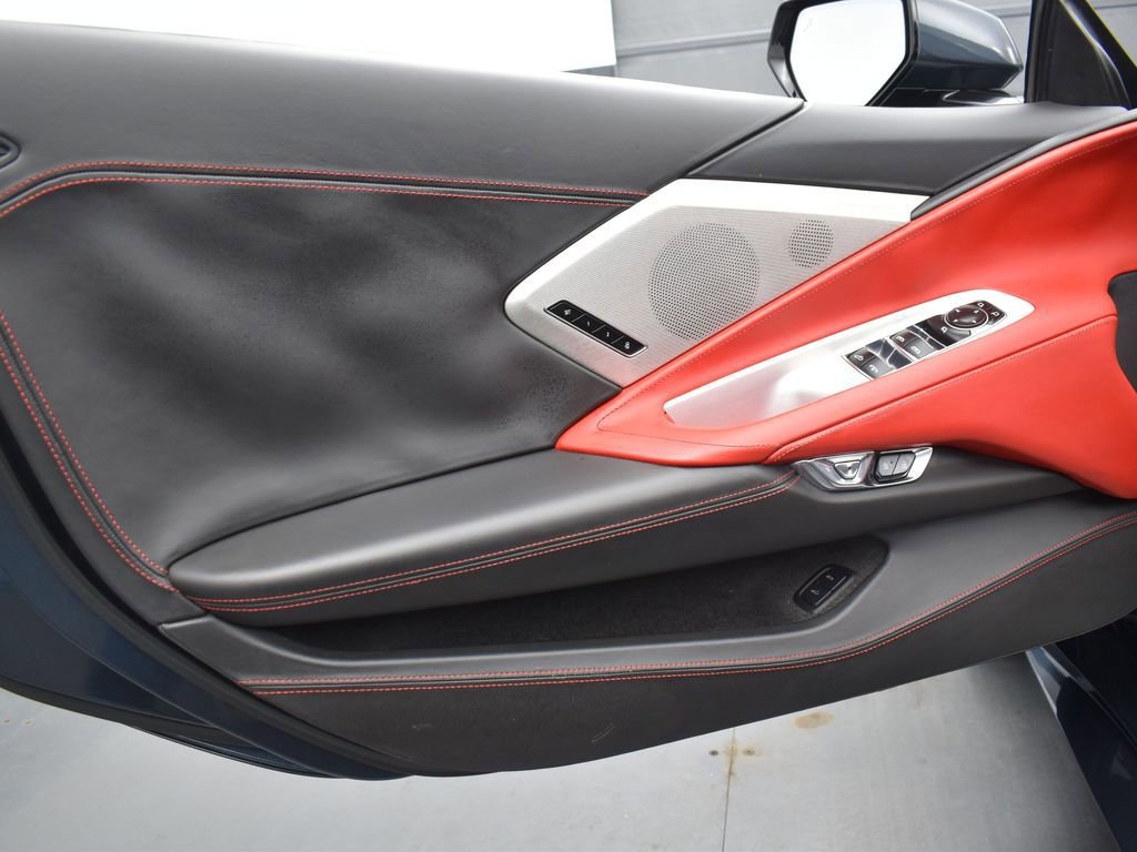 Used 2020 Chevrolet Corvette Stingray Premium Conv w/ 3LT Preferred Equipment Group image 11