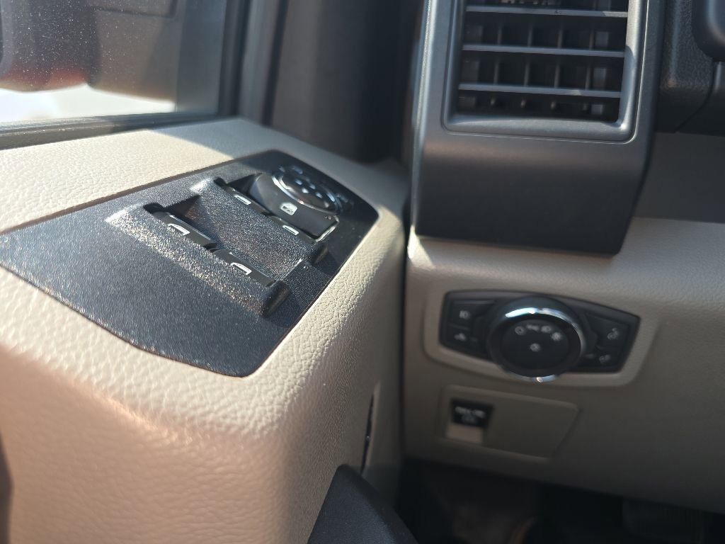 Used 2019 Ford F150 XL w/ Equipment Group 101A Mid RWD image 24