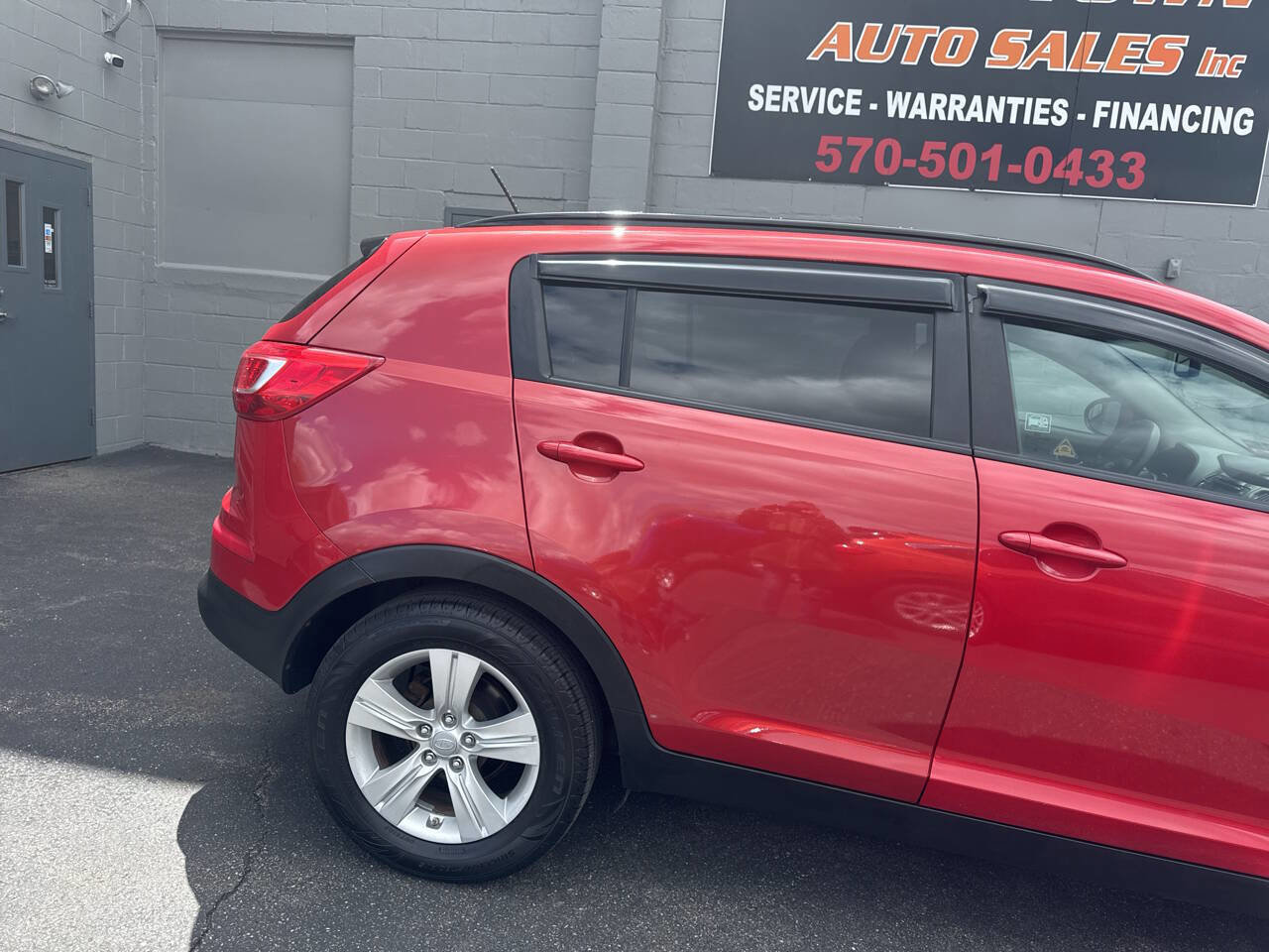 Used 2011 Kia Sportage LX w/ Convenience Pkg image 9