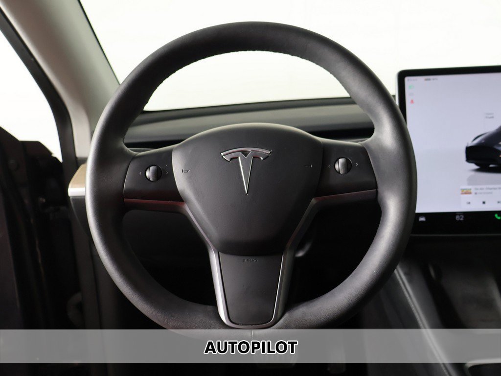 Used 2023 Tesla Model Y Long Range image 3