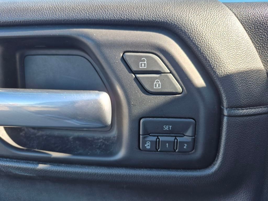 Used 2019 GMC Sierra 1500 SLT w/ SLT Premium Plus Package image 18