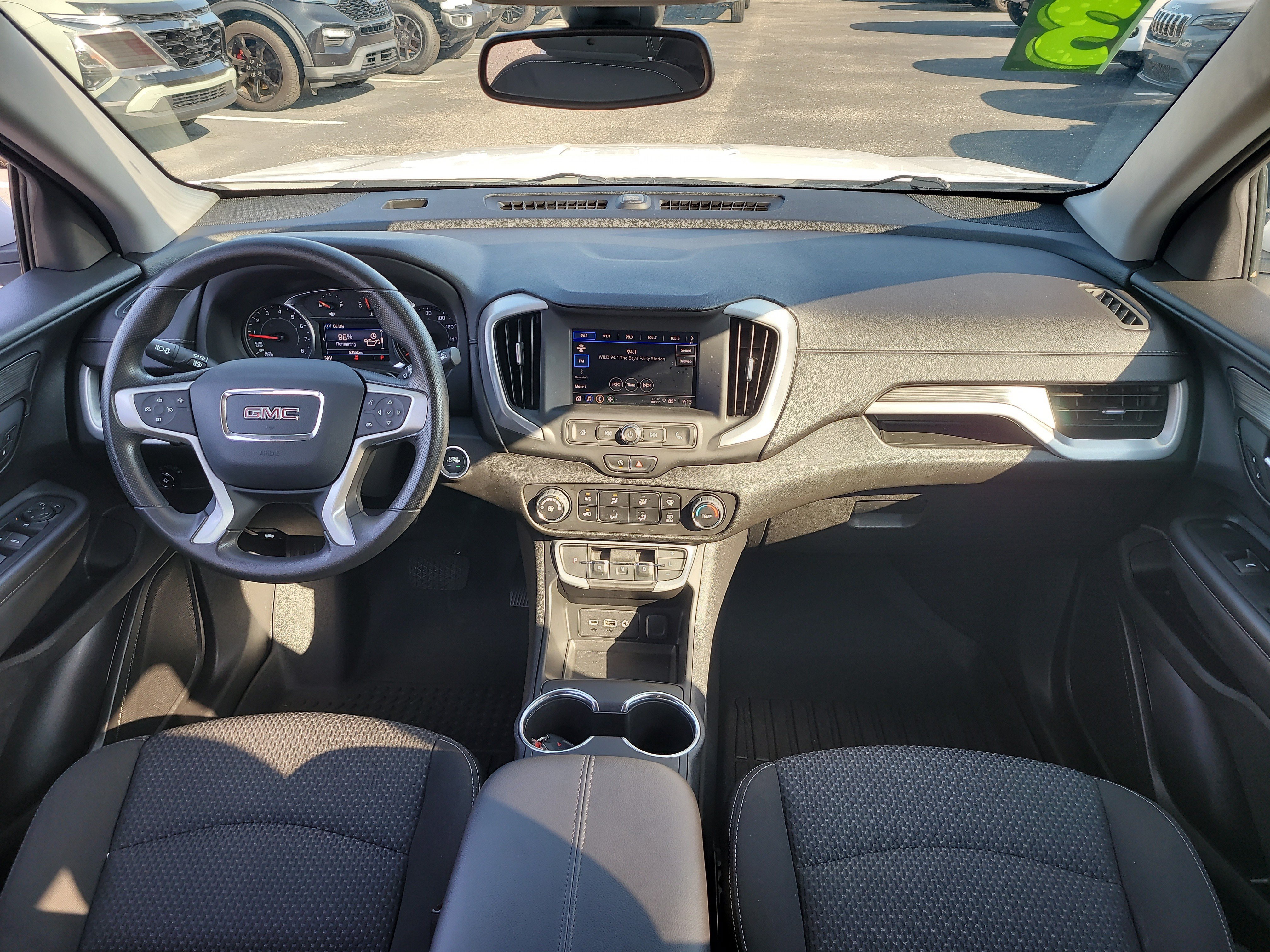 Used 2023 GMC Terrain SLE FWD image 14