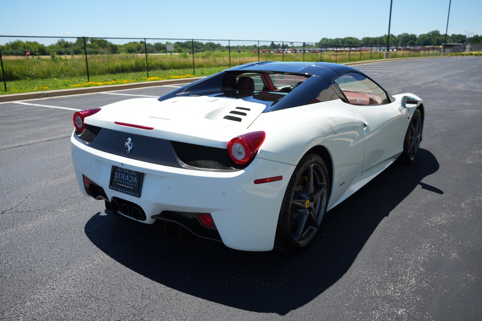 Used 2013 Ferrari 458 Spider RWD image 10