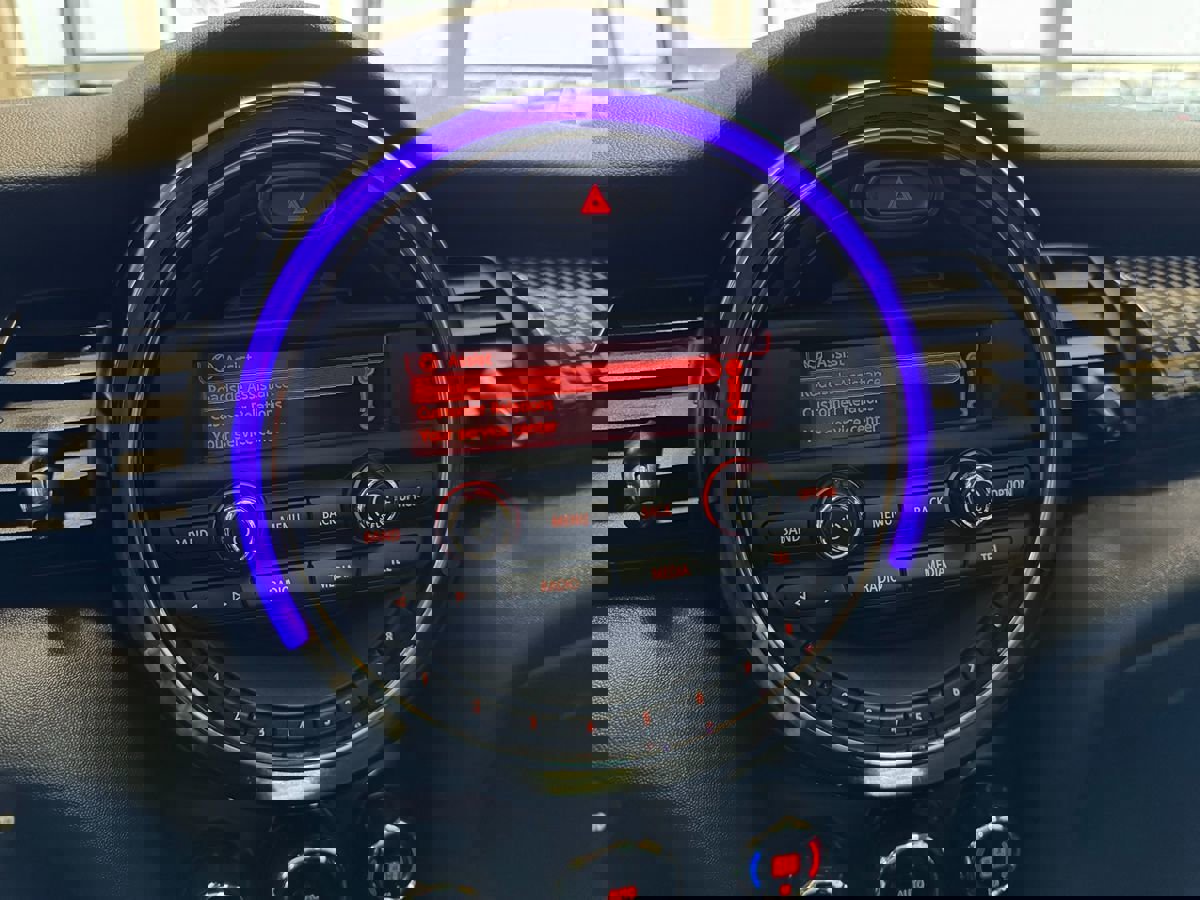 Used 2014 MINI Cooper S image 31