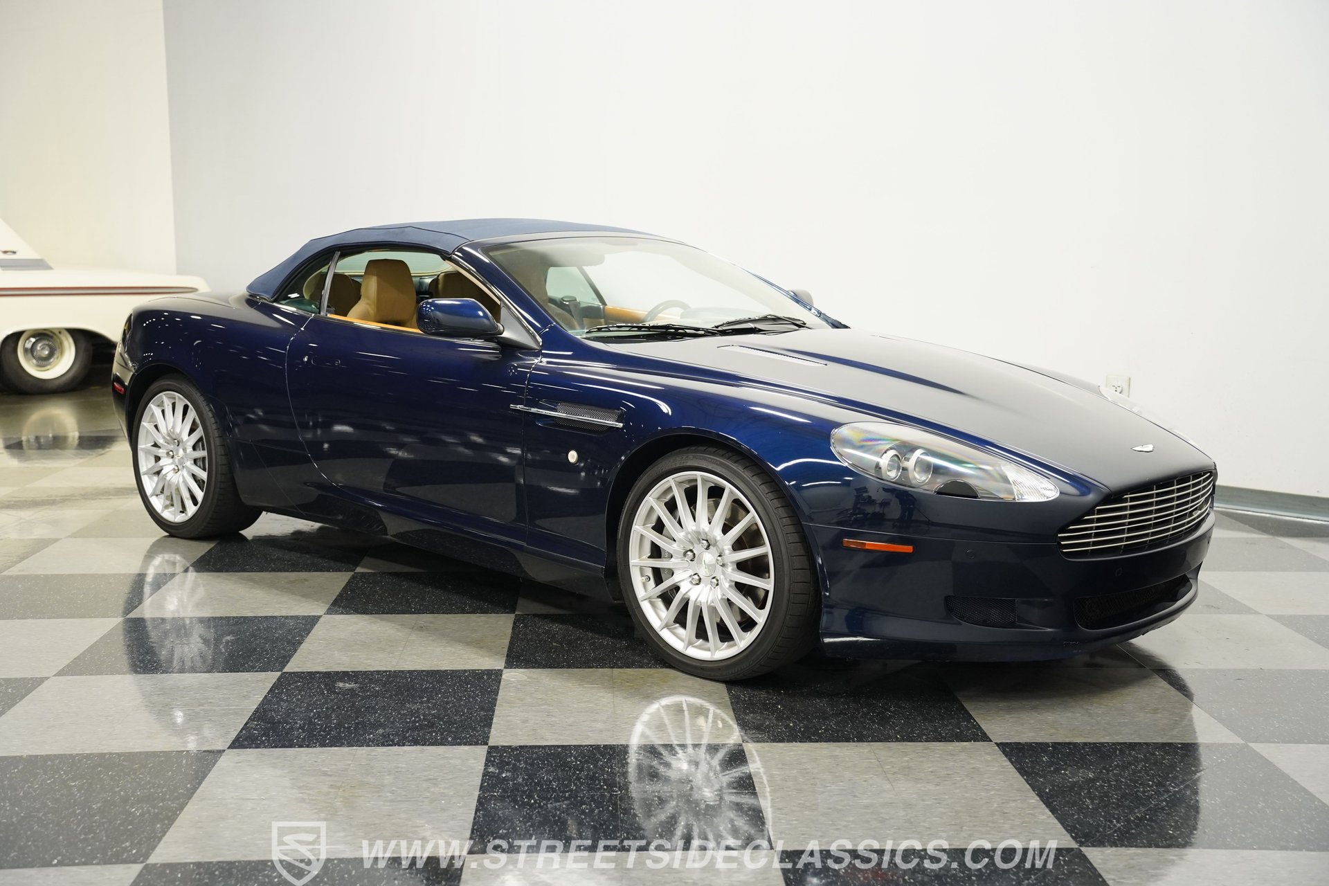 Used 2007 Aston Martin DB9 Volante image 16