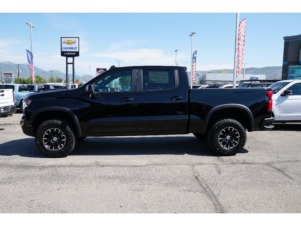 New 2026 Chevrolet Silverado 1500 ZR2 w/ LPO, Dark Essentials Package AWD/4WD image 3