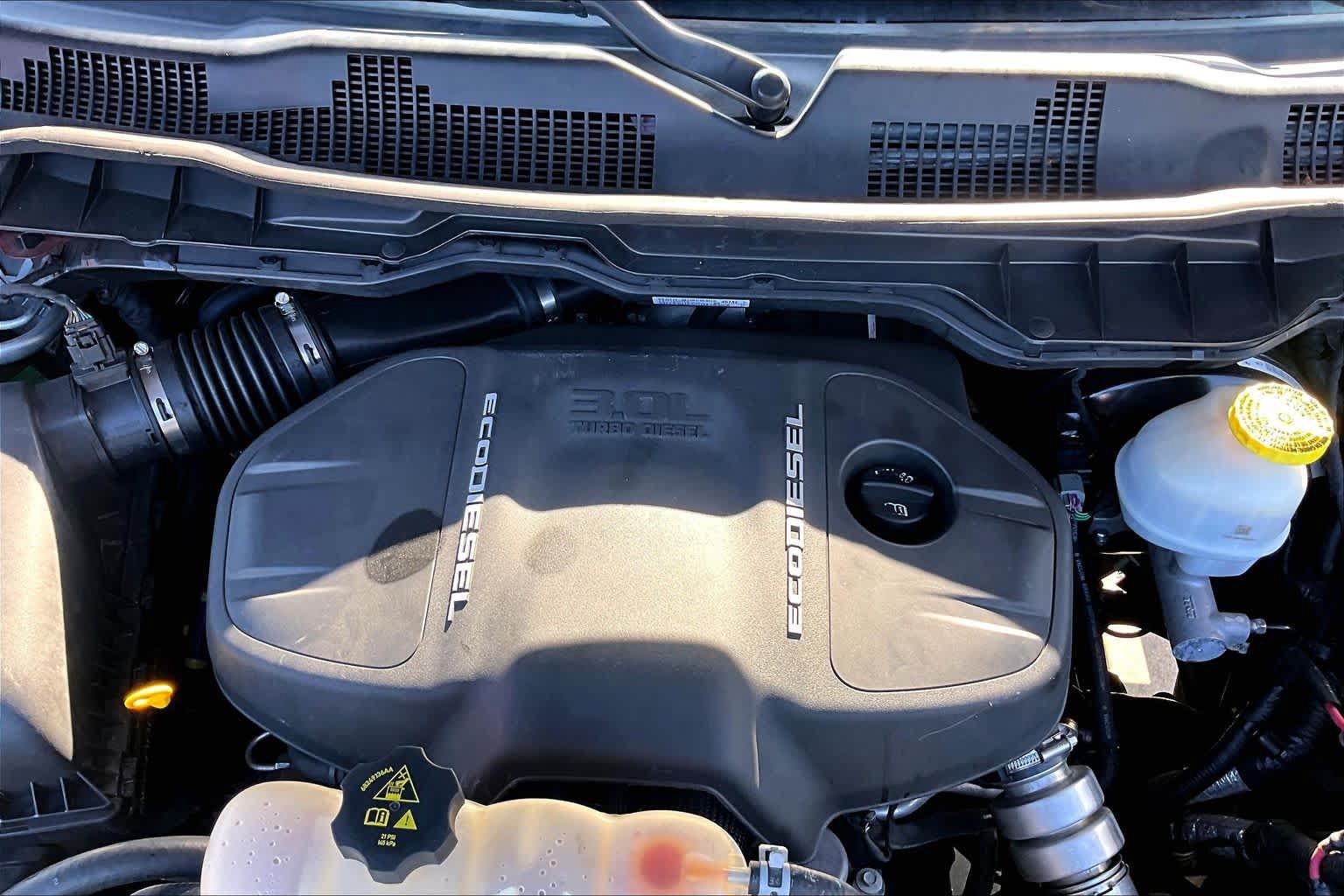Used 2019 RAM 1500 Tradesman w/ Chrome Appearance Group RWD image 33