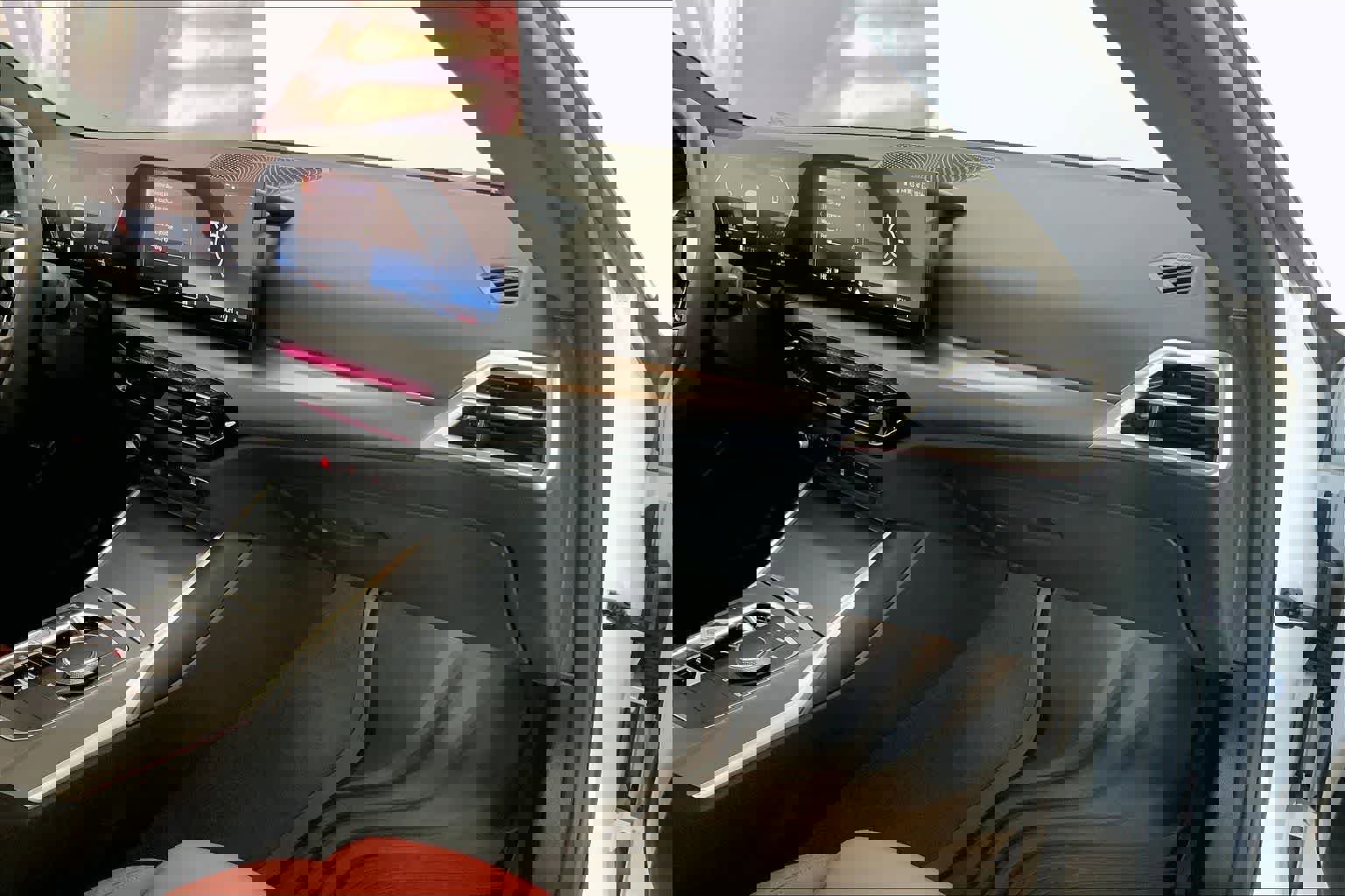 Used 2025 BMW 230i xDrive Coupe w/ Convenience Package image 20