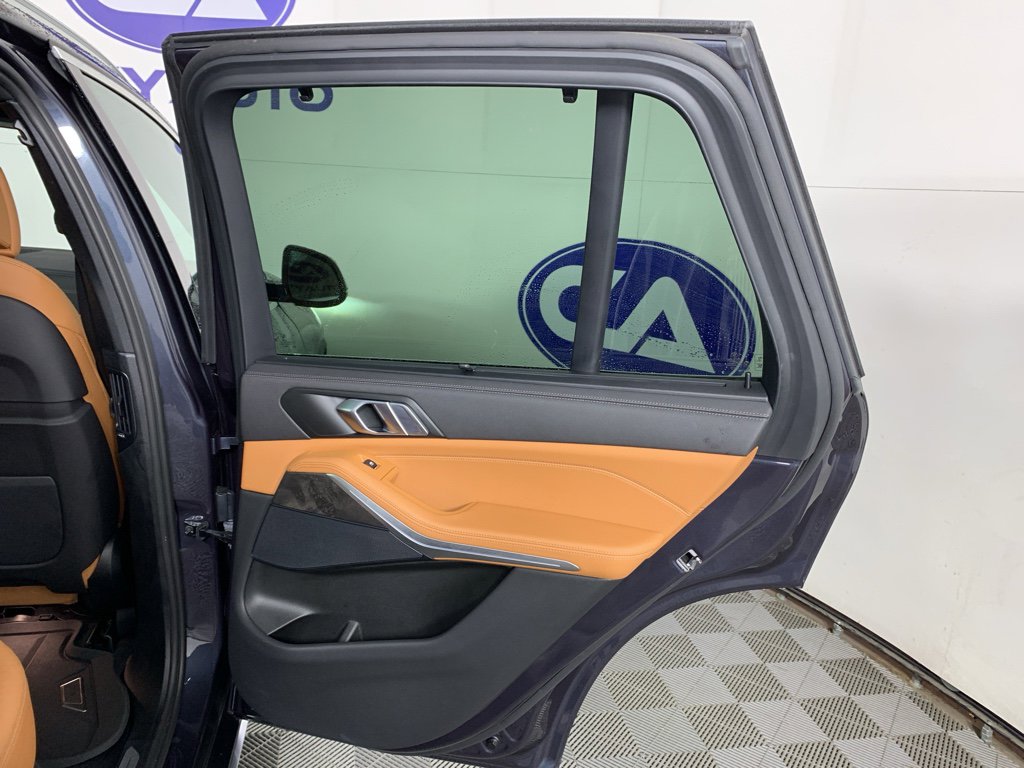 Used 2022 BMW X5 sDrive40i w/ Luxury Seating Package image 36