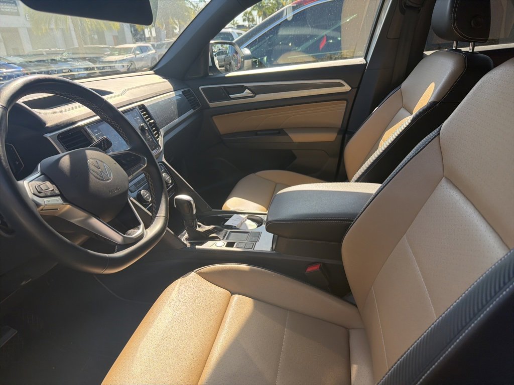 Used 2023 Volkswagen Atlas Cross Sport SE image 10