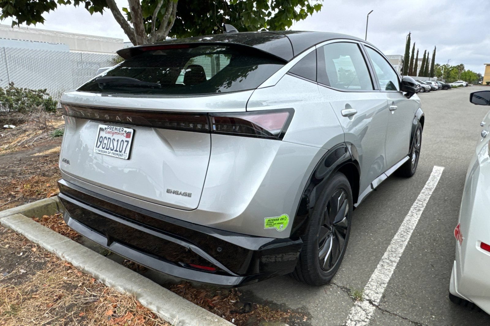 Used 2023 Nissan Ariya FWD image 5