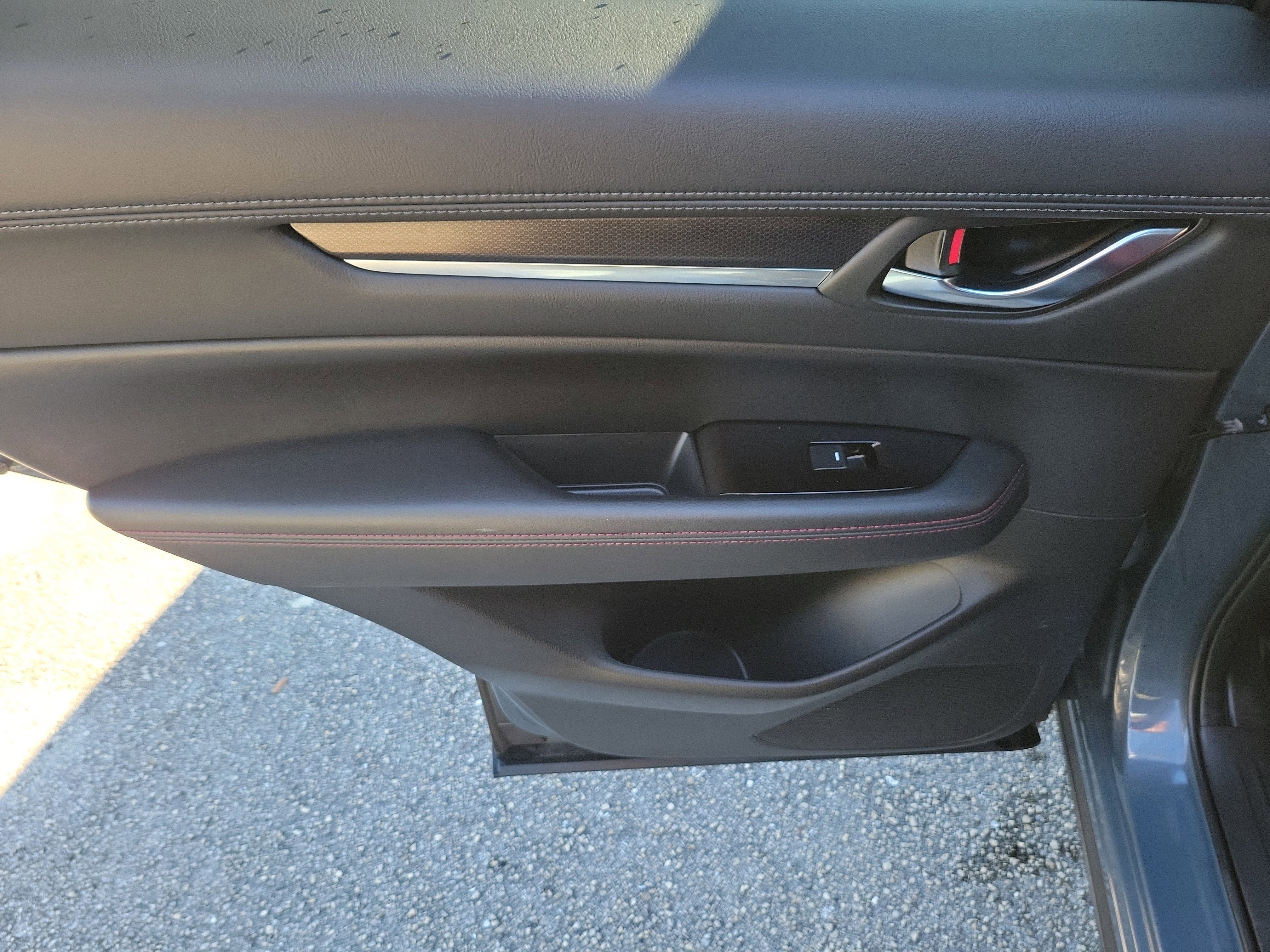 Certified 2022 MAZDA CX-5 Carbon Edition image 10