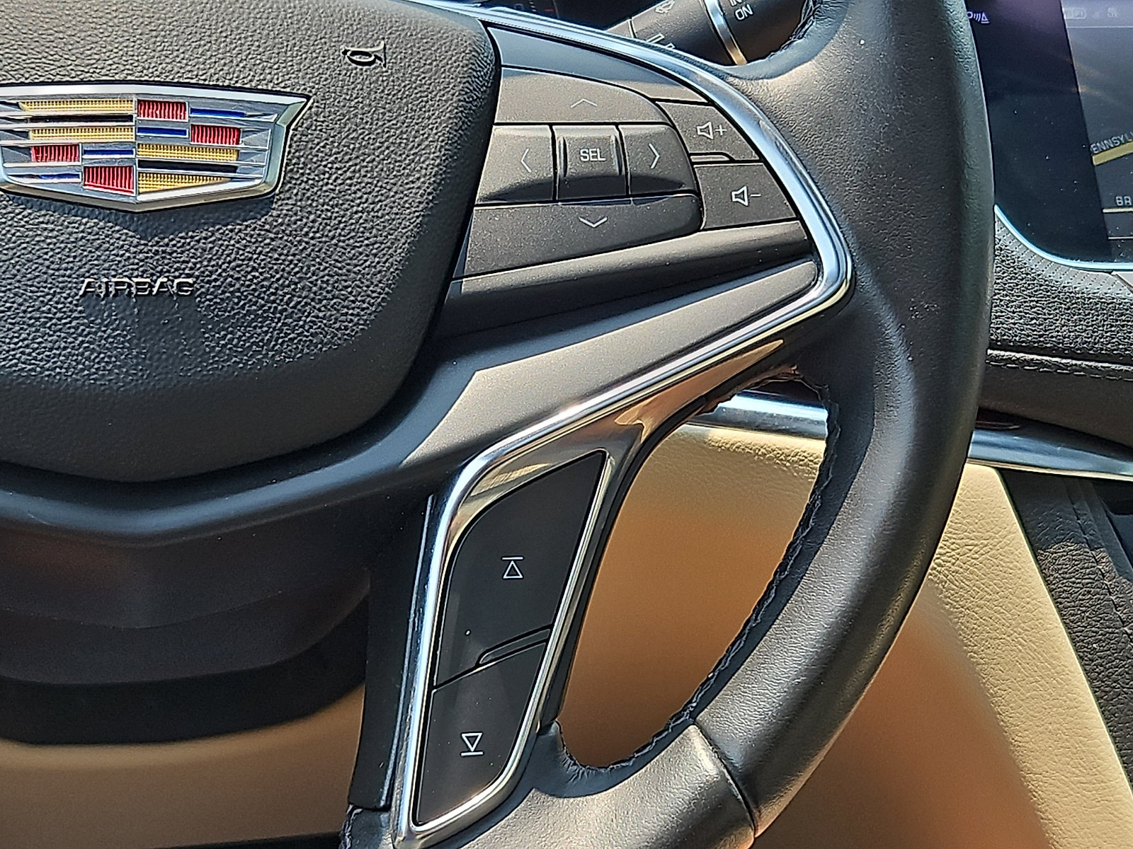 Used 2019 Cadillac XT5 Luxury AWD/4WD image 23
