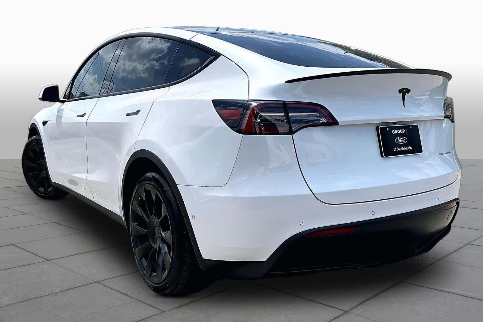 Used 2021 Tesla Model Y Long Range AWD/4WD image 10
