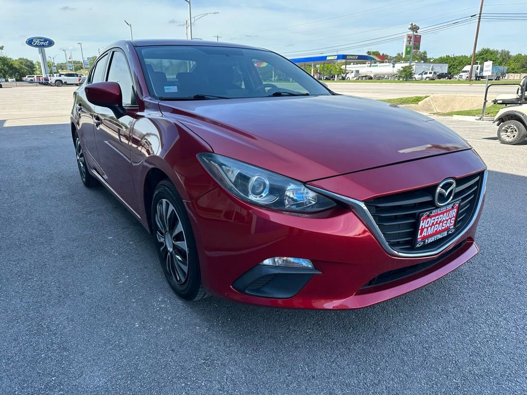 Used 2016 MAZDA MAZDA3 i Sport FWD image 4