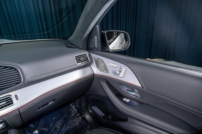 New 2025 Mercedes-Benz GLS 63 AMG 4MATIC image 27