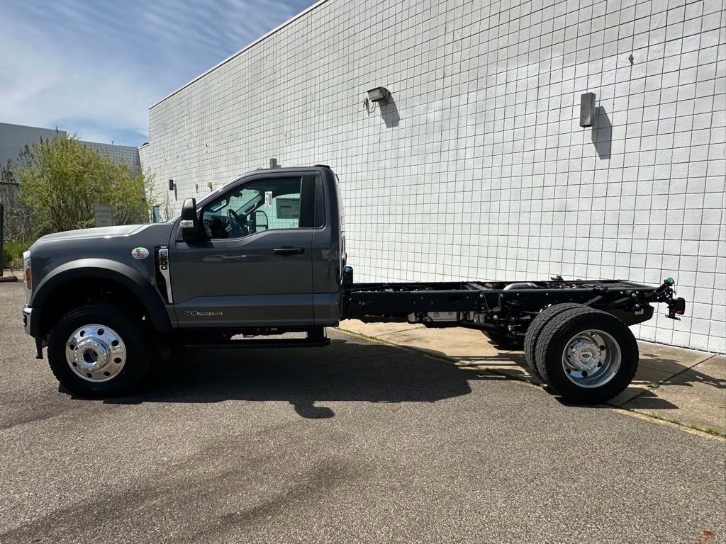 New 2026 Ford F600 4x4 Regular Cab Super Duty w/ XLT Value Package image 2