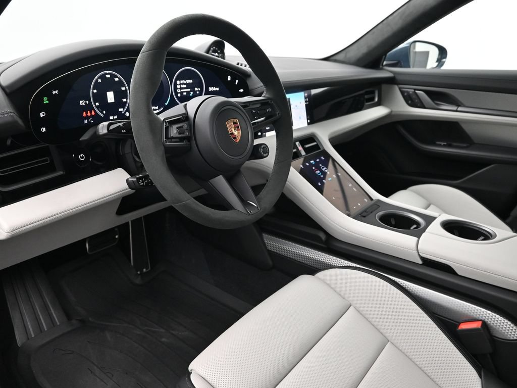 New 2026 Porsche Taycan GTS AWD/4WD image 4