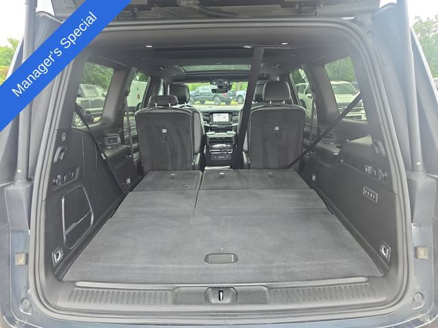 Used 2022 Jeep Wagoneer Series II AWD/4WD image 8