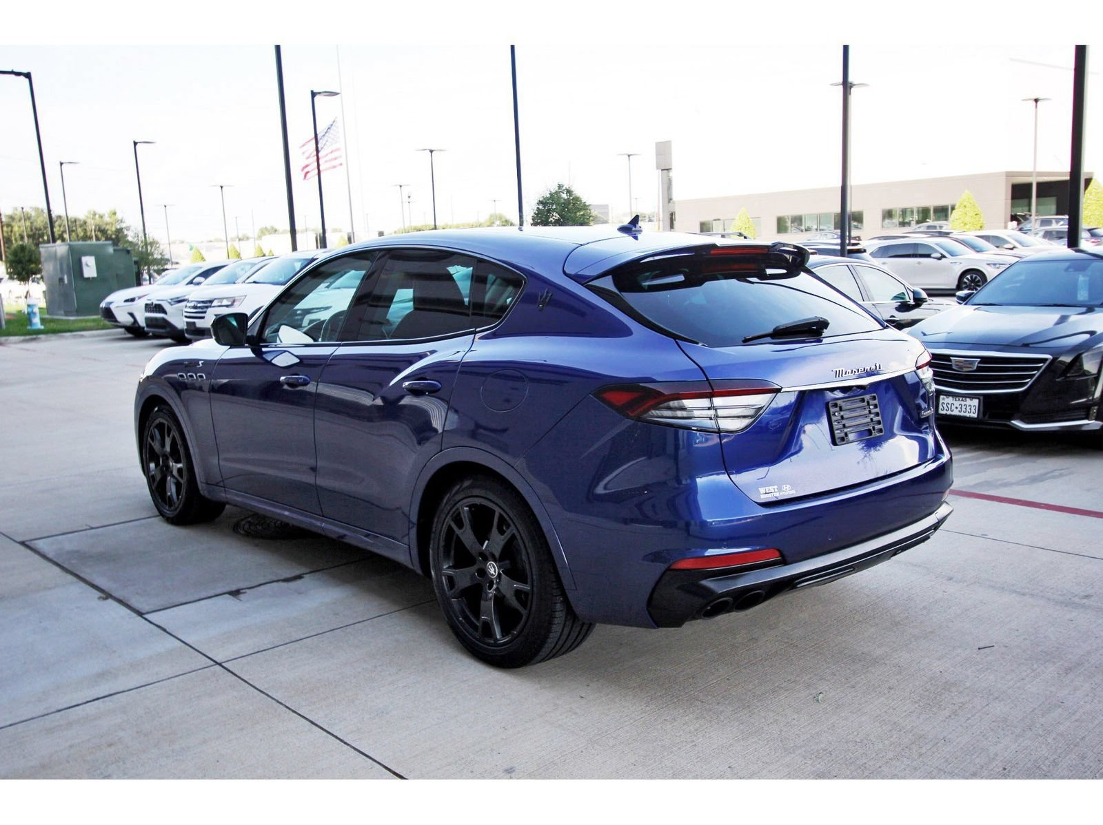 Used 2022 Maserati Levante Modena S AWD/4WD image 6