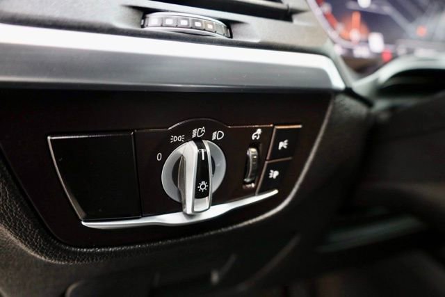 Used 2024 BMW X3 sDrive30i w/ Premium Package RWD image 19